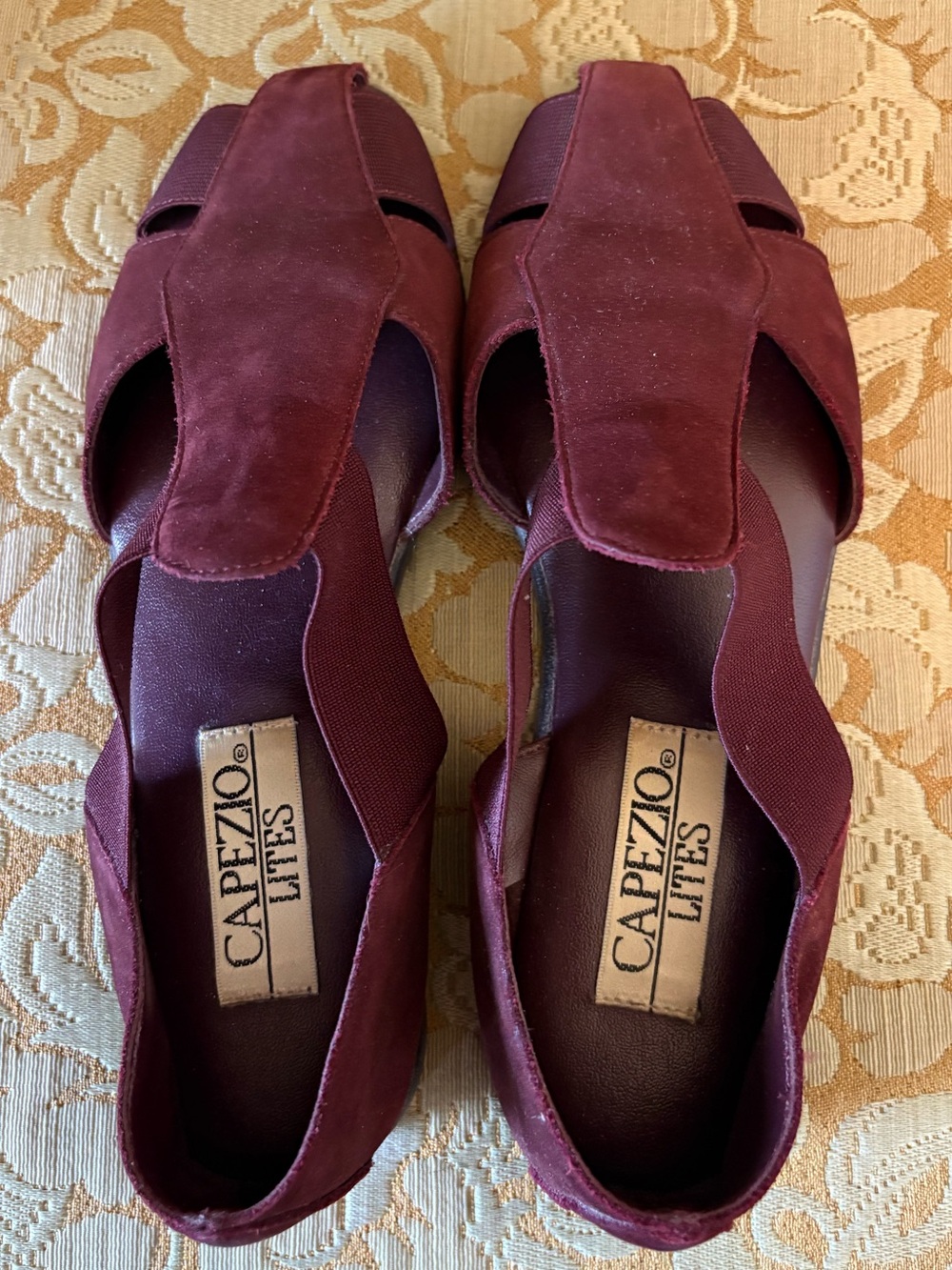 Capezio Lites Women's Burgundy Leather suede fisherman sandals vintage